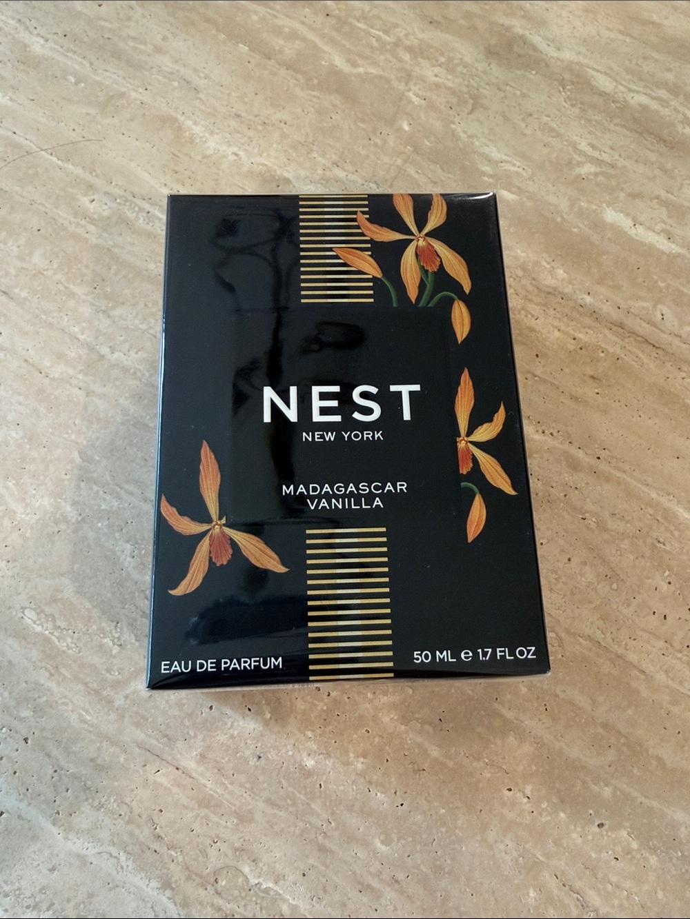 NEST Madagascar Vanilla Eau de Parfum - Black & Gold Floral Box